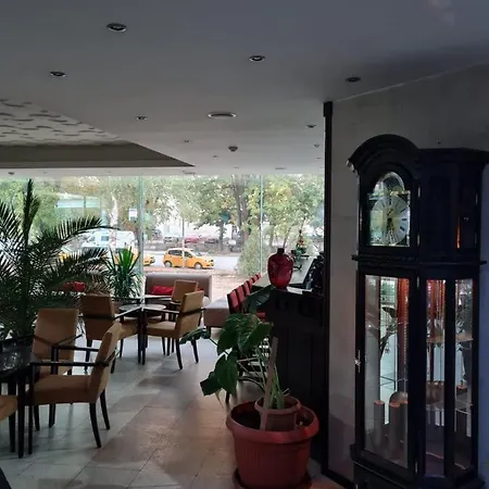 Rovno מלון 3*