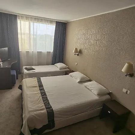 Hotel Rovno 3*