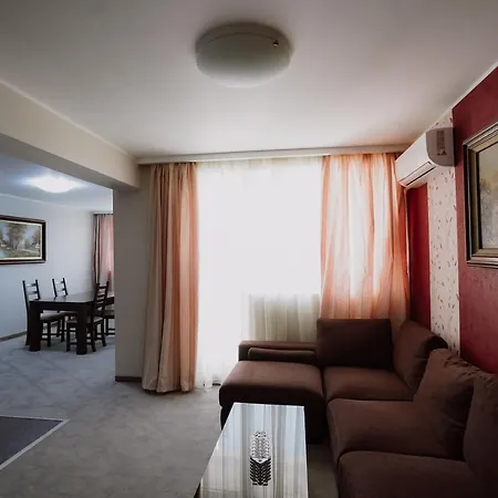 Rovno מלון 3*