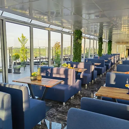 Rovno Hotel